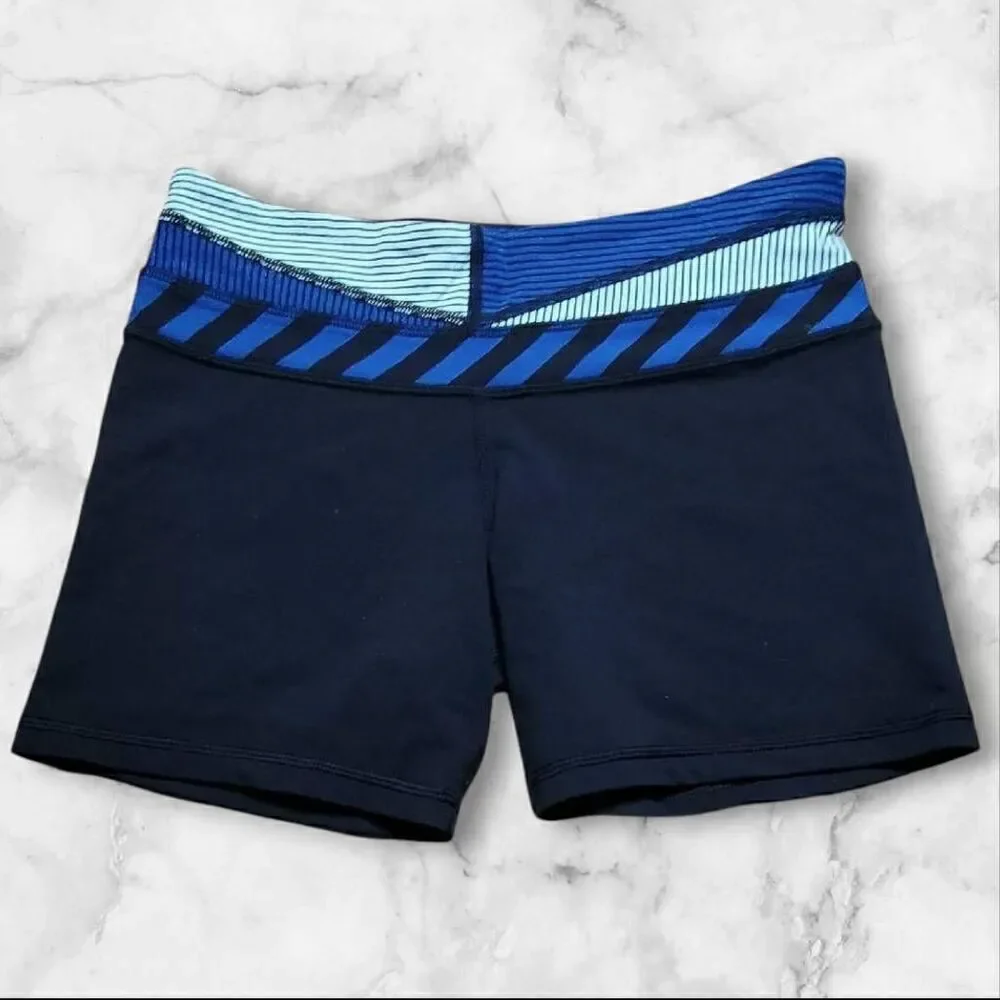 Lululemon Size 6 Groove Shorts